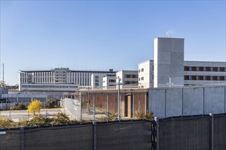 Stammheim Prison, exterior view of the prison with prison wall, Stuttgart, Baden-Wuerttemberg, Germany, Europe