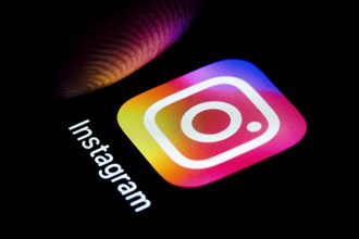 Symbol photo: The Instagram logo can be seen on a smartphone. Berlin, 03.03.2023, Berlin, Germany, Europe
