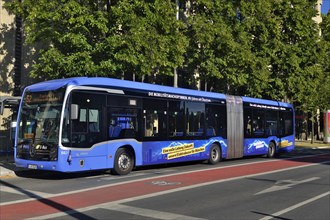 Electric bus, MVG e-bus, Munich transport company, side view, Munich, Bavaria, Germany, Europe