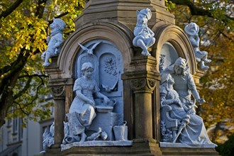 Detail Maerchenbrunnen, artist Wilhelm Albermann, Zooviertel, Wuppertal, Bergisches Land, North Rhine-Westphalia, Germany, Europe
