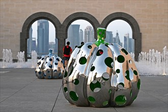 Sculptures on the Terrace of the Museum of Islamic Art by the Archtics Ieoh Ming Pei and Jean-Michel Wilmotte, Doha, Qatar, Asia