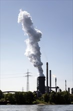 Huettenwerke Krupp Mannesmann, HKM, coking plant steam cloud, Rhine, Duisburg, North Rhine-Westphalia, North Rhine-Westphalia, Germany, Europe