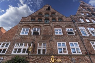 Historic gabled house, 16th century, today Gasthaus Zur Krone, Lueneburg, Lower Saxony, Germany, Europe