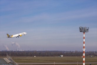 Taking off aircraft - Airport International, AirportDuesseldorf, Condor, airline, charter plane, Duesseldorf, North Rhine-Westphalia, Germany, Europe