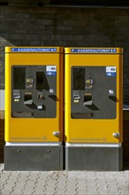 Automatic pay station for parking fees, parking on the Rhine under the Oberkassel Bridge, Duesseldorf, North Rhine-Westphalia, Germany, Europe
