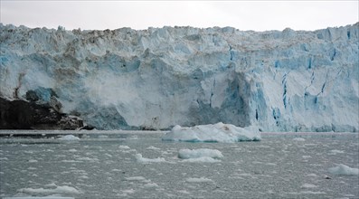Eqip Sermia Glacier at Disko Bay