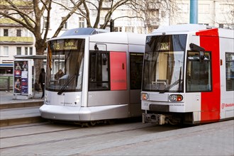 Worringer Platz tram stops