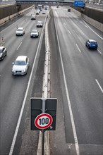 Permitted speed limit 100 kmh on the A59 urban motorway