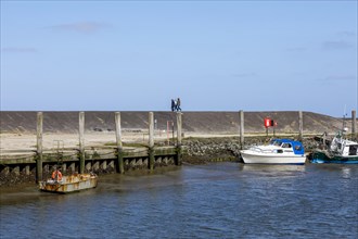 Everschopsiel harbour in North Frisia with draining water