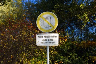 Prohibition sign at a rest area in the Wesermarsch