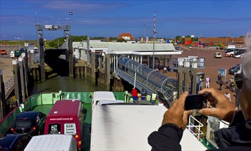 Arrival of the ferry on the island of Norderney