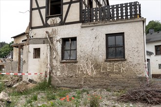 Flood damage to a house in Altenahr-Altenburg