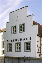 Petrushaus