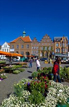 Green market on the market square of Husum