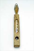 Wooden swimming thermometer