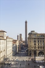 Via Rizzoli and the two towers