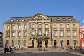 Postgalerie built in 1901 in the historicist style and today's shopping centre on Postplatz