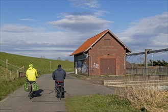 Elbe cycle path