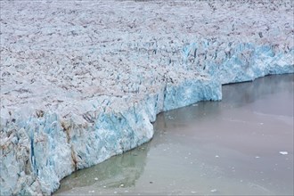 Osbornebreen glacier in Oscar II Land debouches into St. Jonsfjorden at Spitsbergen