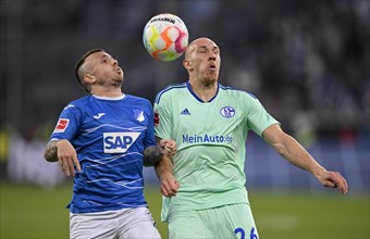 Headers duel duel action Michael Frey FC Schalke 04 S04