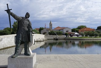 Monument Knez Branimir