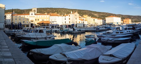 Cres harbour in the evening light
