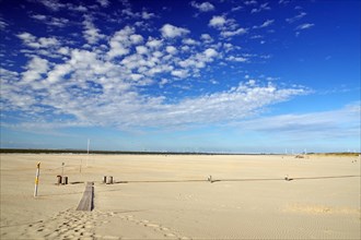 Wide deserted beach Vrouwenpolder