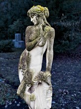 Cemetery figure