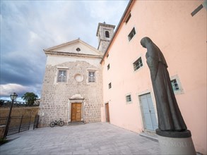 Church of St. Mary of the Angels and courtyard of the former Benedictine monastery