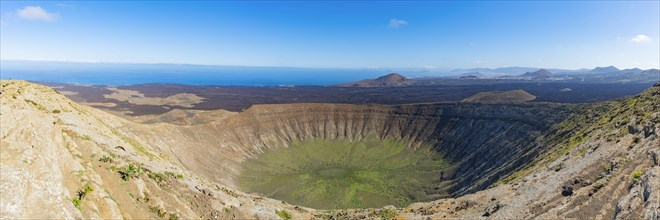 Panorama from the crater rim into the crater of Caldera Blanca