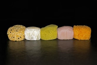Five differently filled Japanese Mochi's