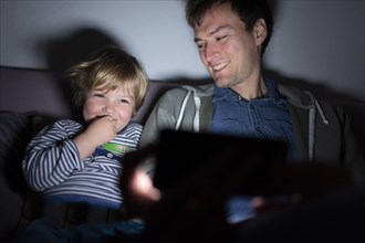 Topic: Father and toddler and media consumption