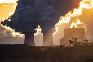 The Schwarze Pumpe coal-fired power plant stands out against the rising sun