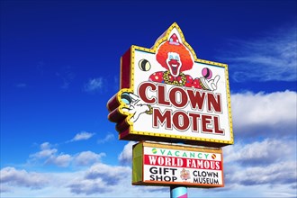 Clown Motel advertising sign