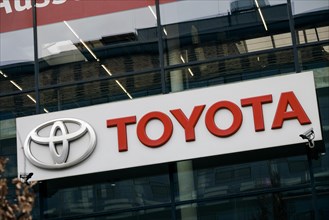 The lettering of the Toyota company at their site in Berlin. 04.02.2022.