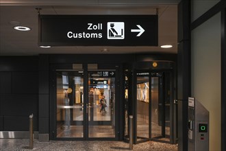 Entrance Customs