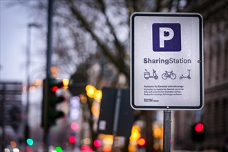 A traffic sign indicates a designated parking place for two-wheeled rental vehicles in Duesseldorf