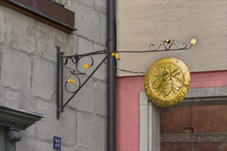 Historical nose sign from the Honey House