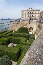Garden of the Castello Aragonese