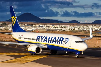 A Ryanair Boeing 737-800 aircraft with registration 9H-QAS at Lanzarote Airport