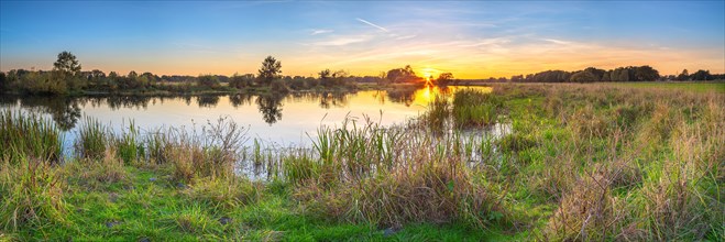 Sunset on the Aller near Jeversen