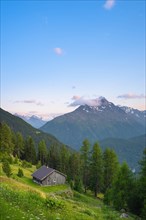 Small mountain hut in the Stubai Alps