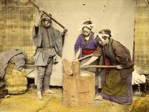 Women making mochi