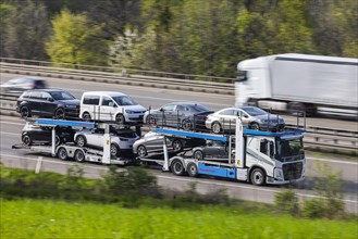 Car transporter with new VW cars