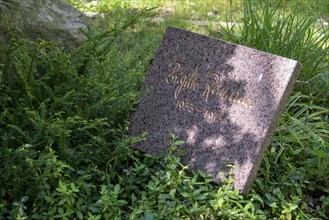 Gravestone with inscription Brigitte Reimann