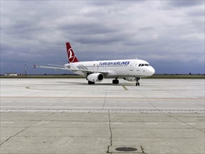 Airbus A320-200 of Turkish Airlines on the empty apron