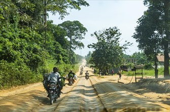 Road outside Kisangani