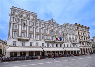 Casa Stratti in Piazza dell'Unita d'Italia
