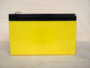 Lead acid rechargeable battery