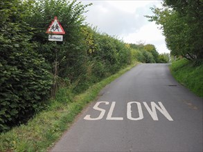Slow speed sign
